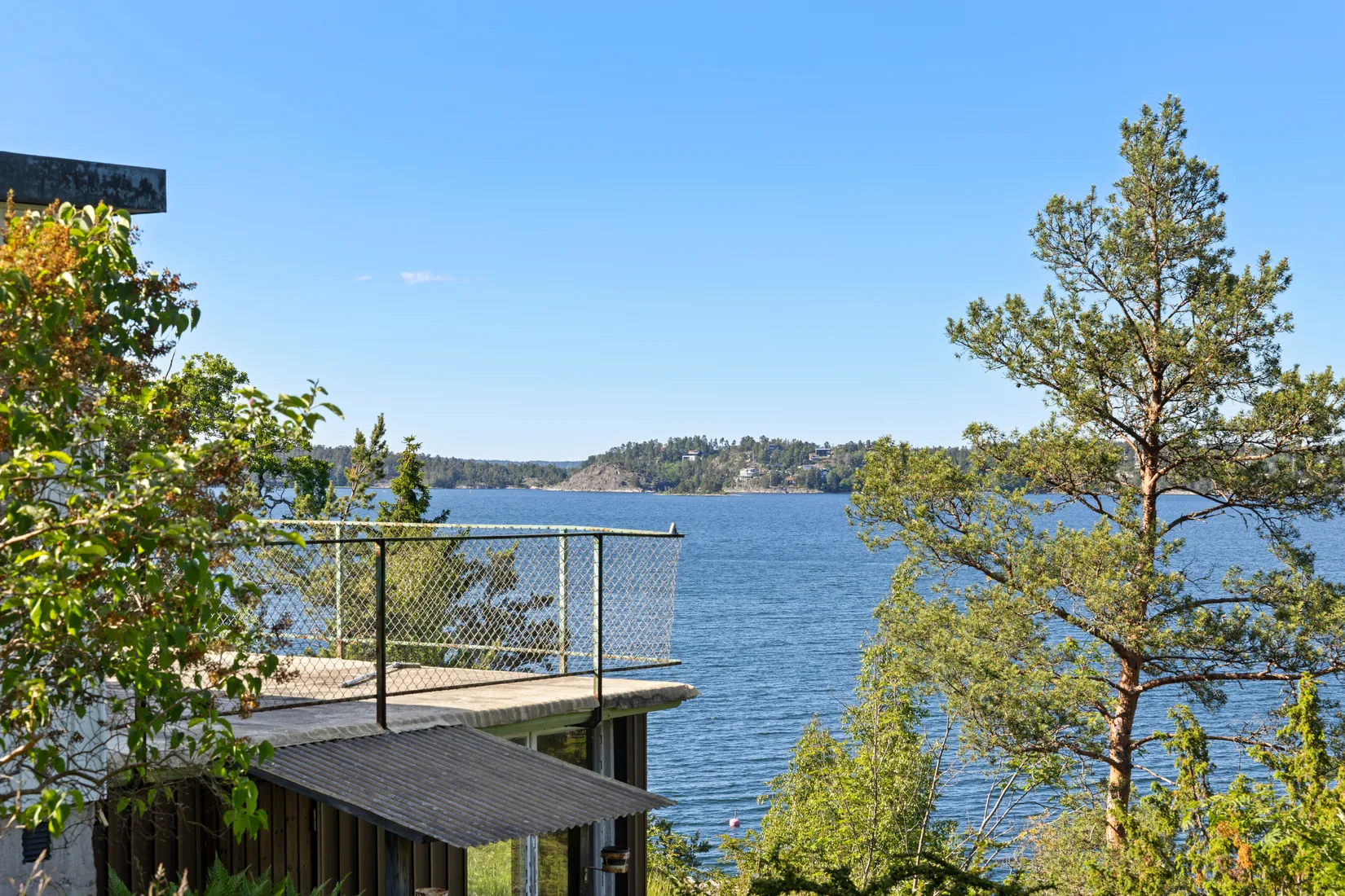 Villa, Bofinksvägen 35, Tyresö Strand / Brevik, Tyresö