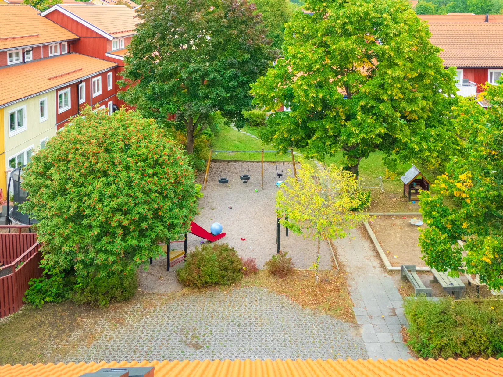 Radhus, Klockargränd 6, Norrviken, Sollentuna
