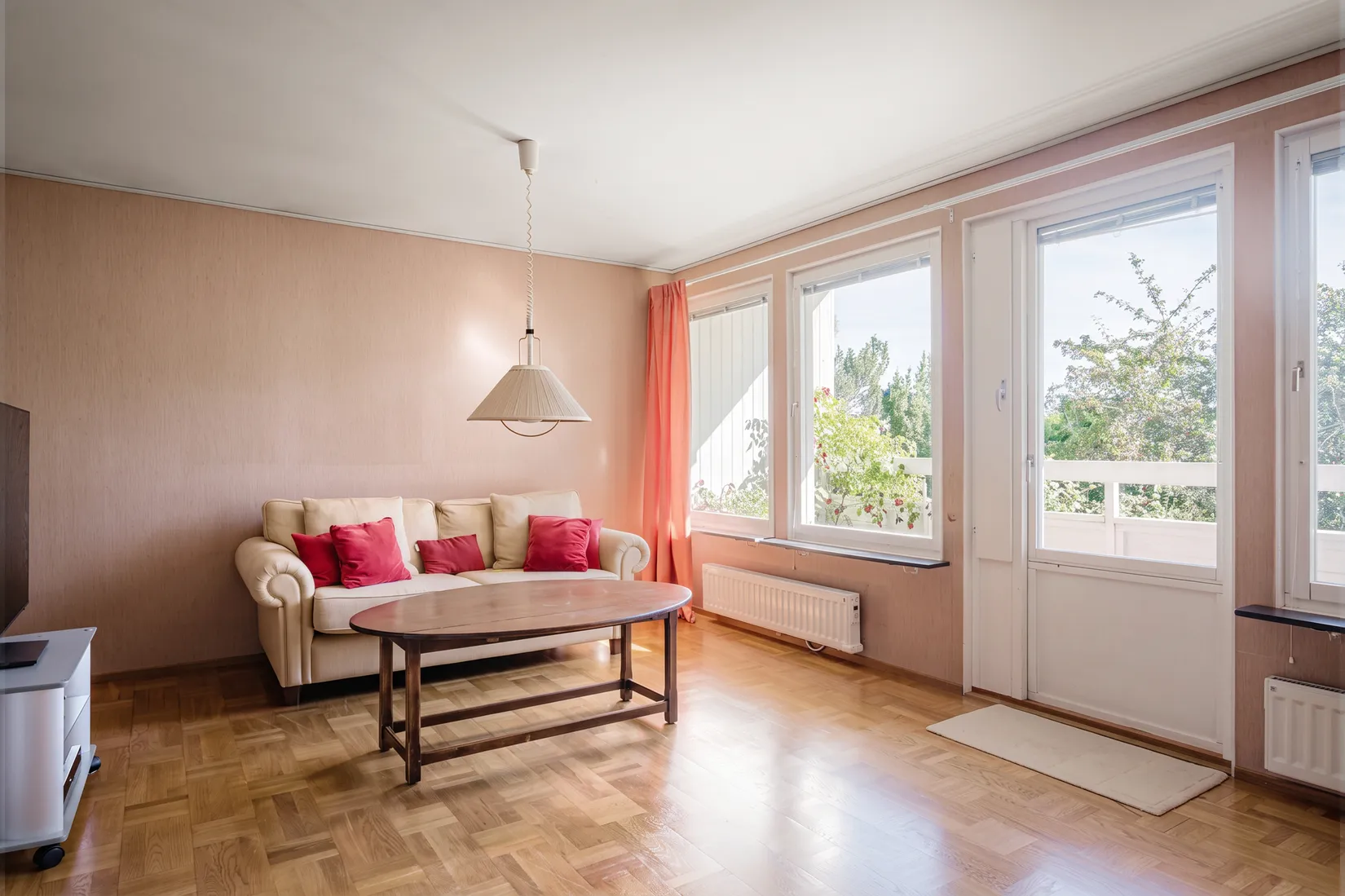 Radhus, Glimmerstigen 23, Lillsjön - Kungsängen, Upplands-Bro