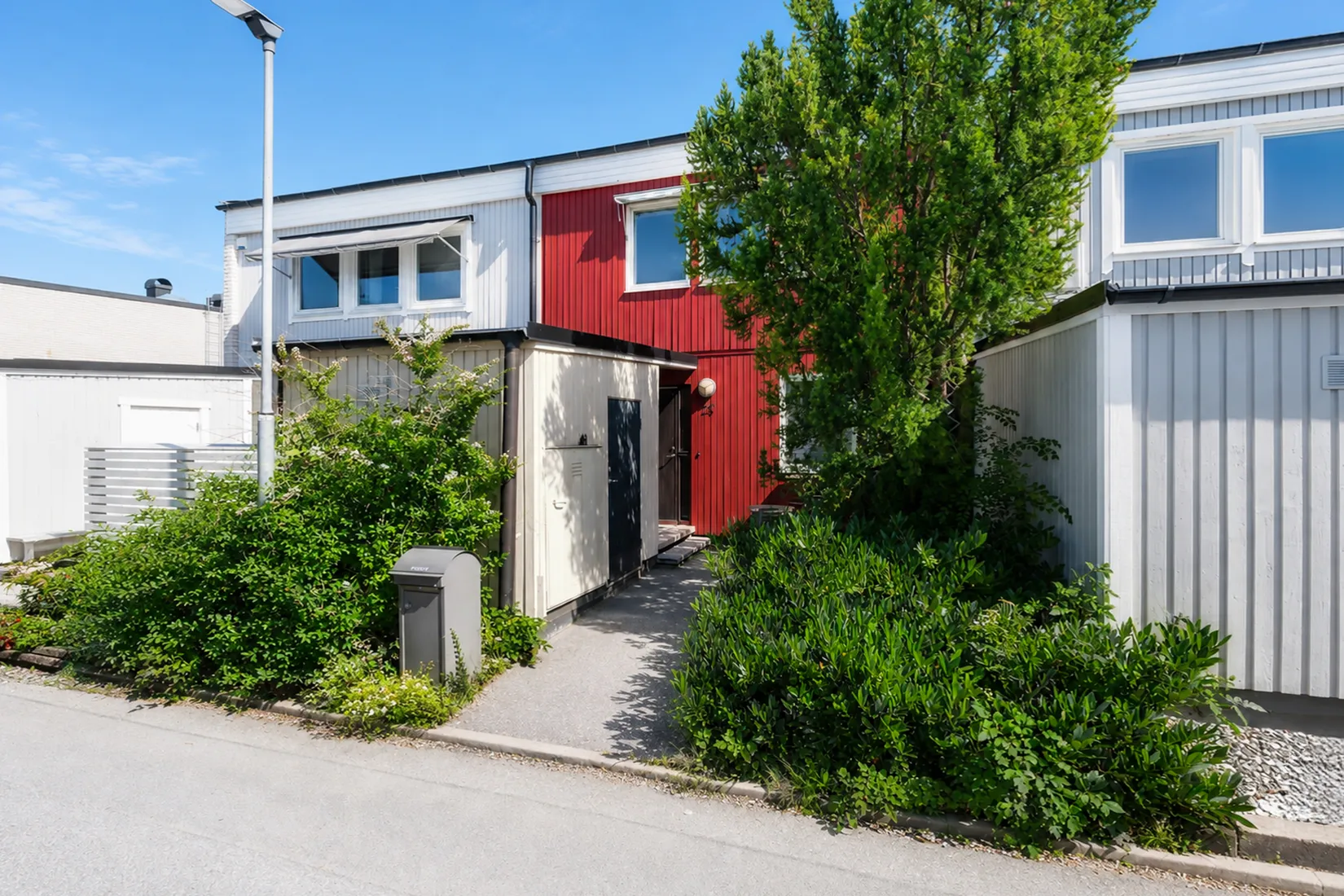 Radhus, Glimmerstigen 23, Lillsjön - Kungsängen, Upplands-Bro