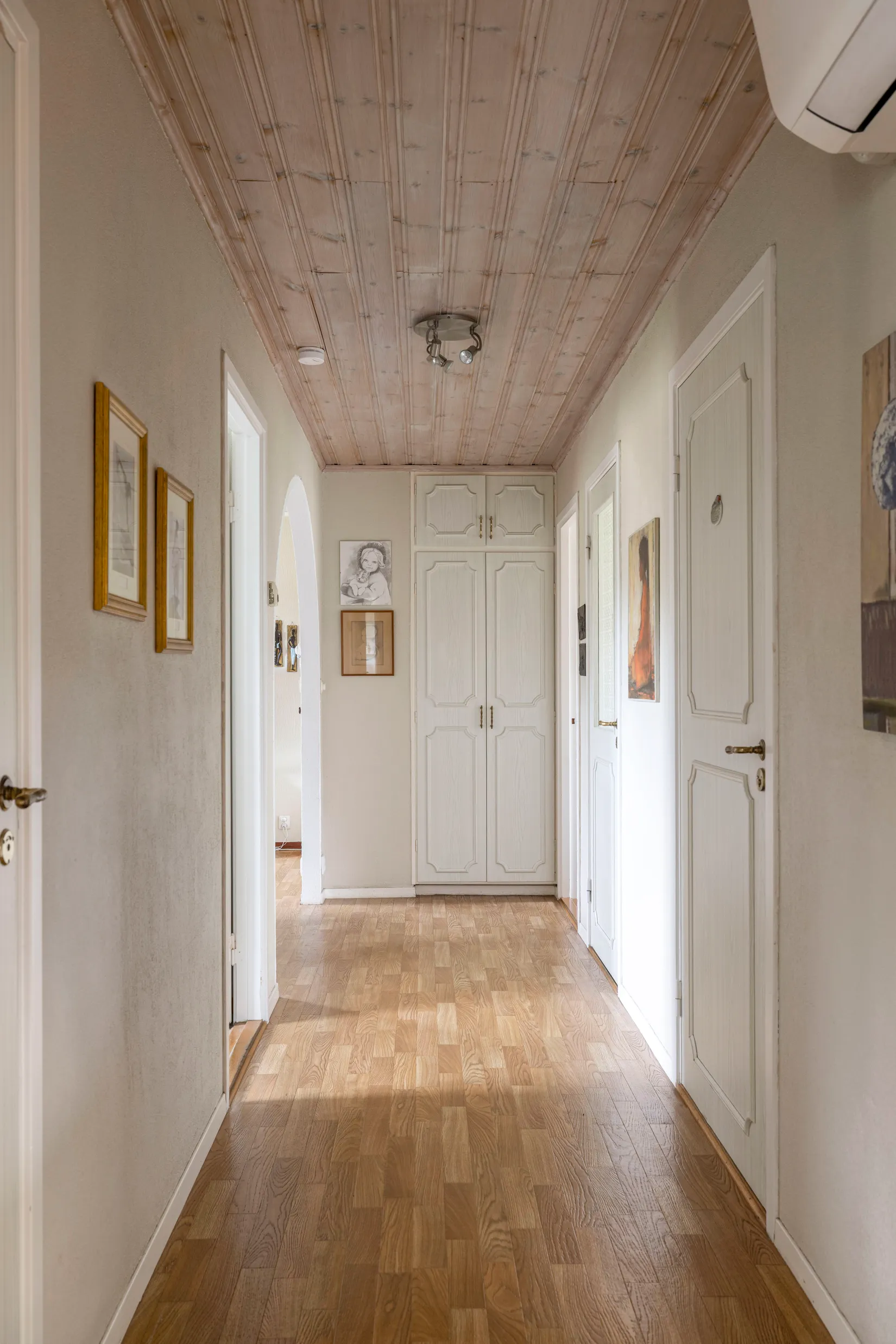Villa, Bredgatan 15, Vallberga, Laholm