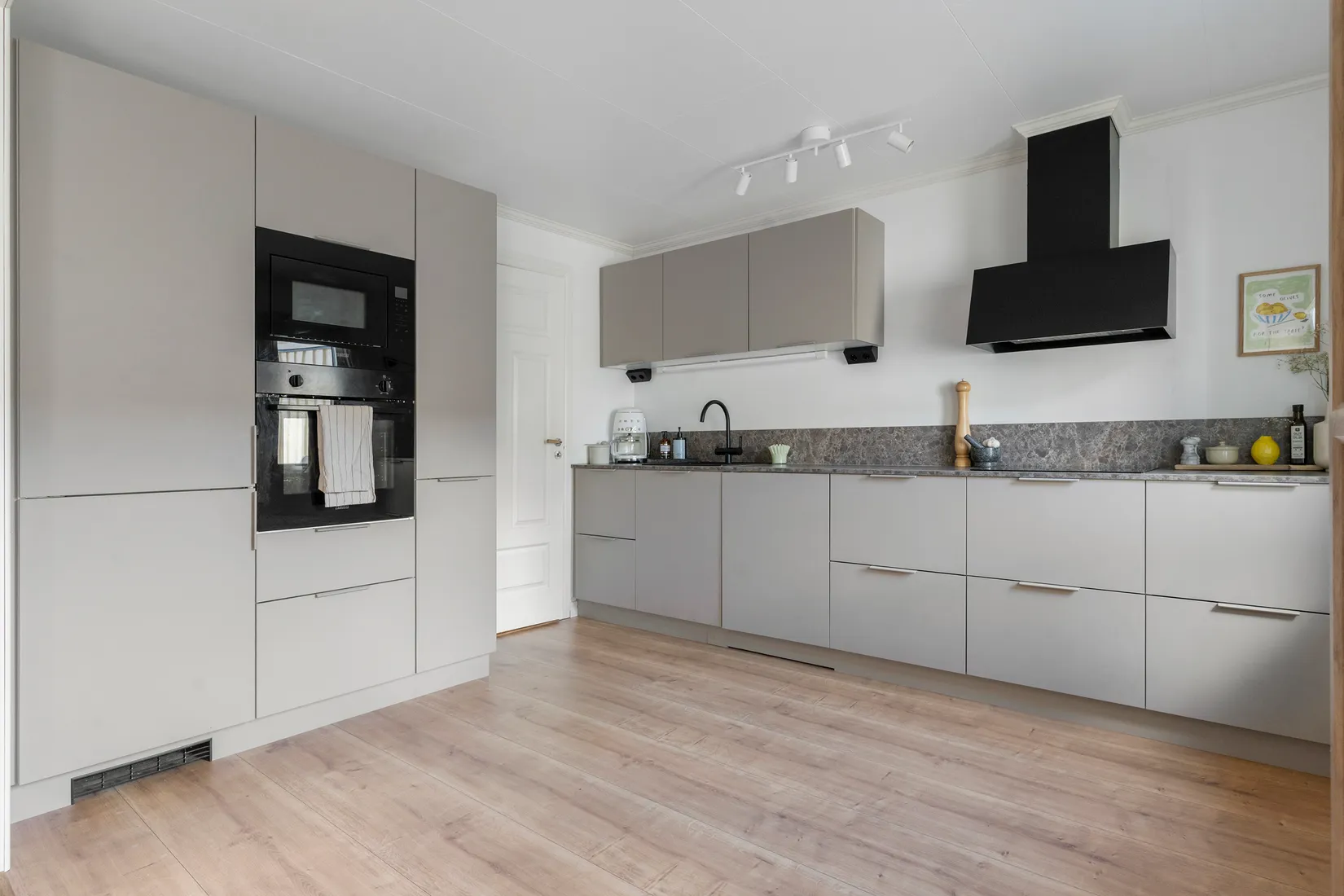 Radhus, Granåsvägen 150, Vargön, Vänersborg