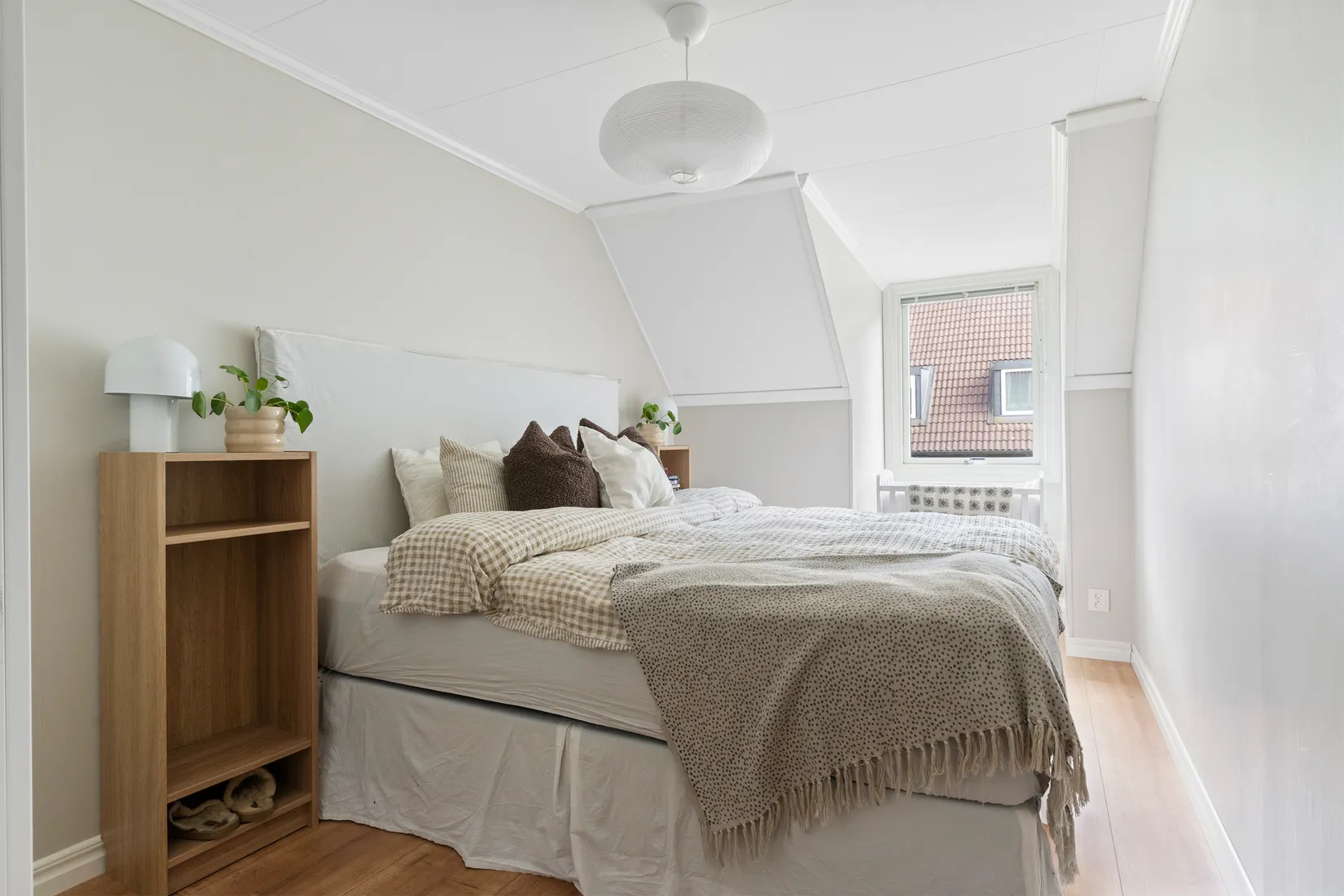 Radhus, Granåsvägen 150, Vargön, Vänersborg