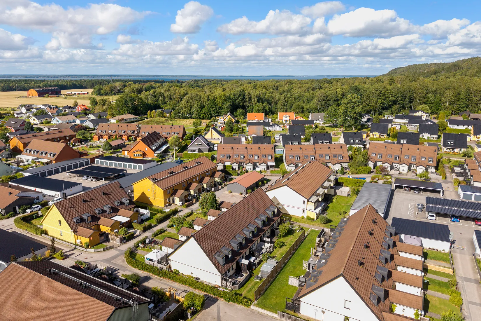 Radhus, Granåsvägen 150, Vargön, Vänersborg