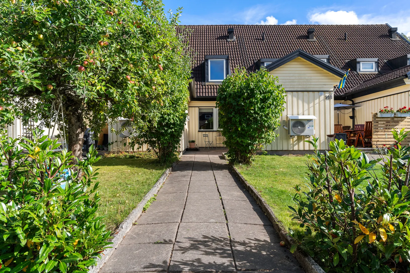 Radhus, Granåsvägen 150, Vargön, Vänersborg