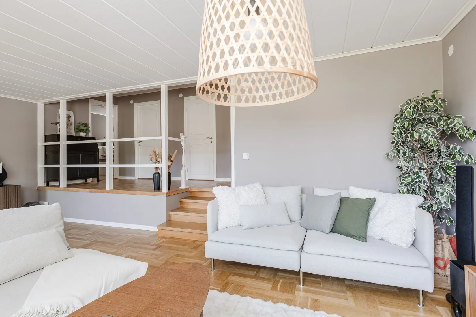 Villa, Kapellvägen 5, Centrum, Enköping