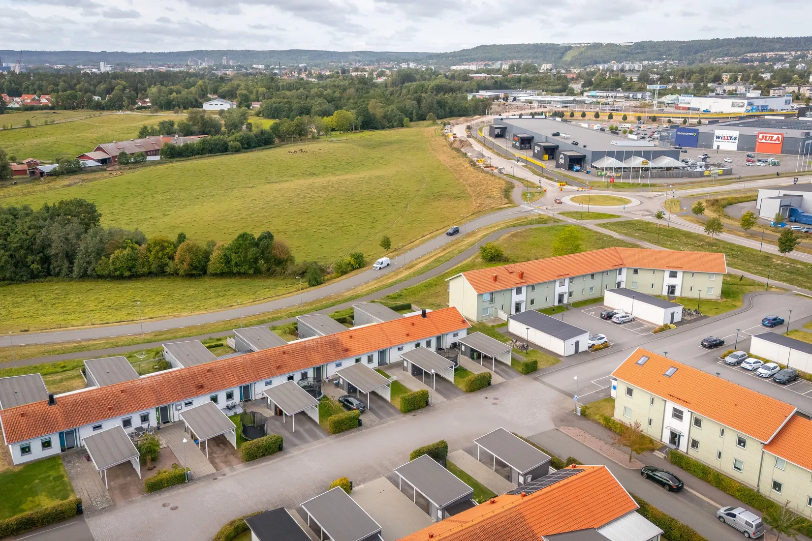 Radhus, Kapellgårdsgatan 26, Trädgårdsstaden, Skövde