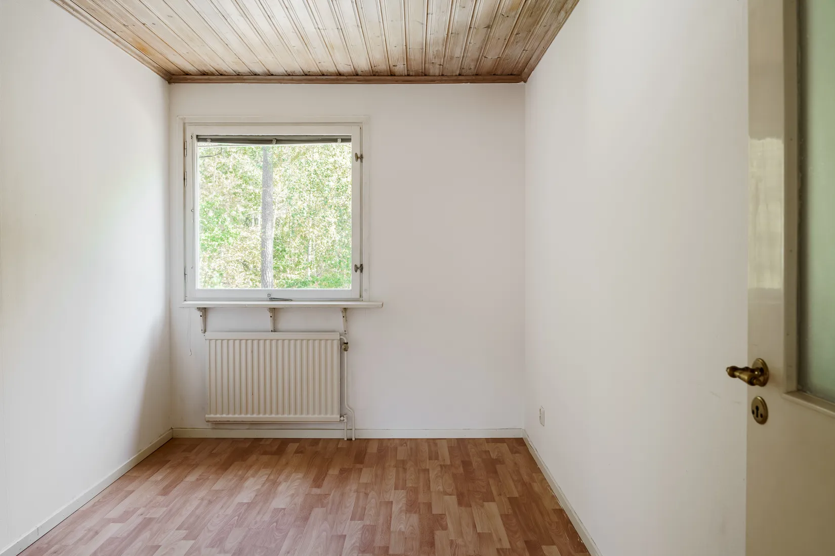 Villa, Ringduvegatan 24, Råby, Västerås