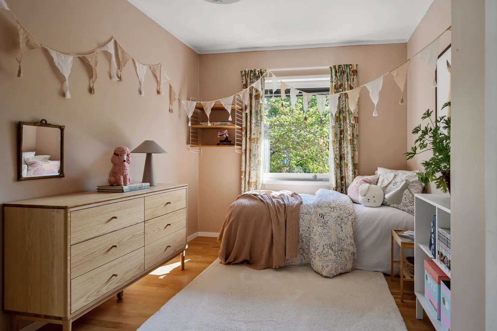 Villa, Linnés väg 10B, Häggvik, Sollentuna