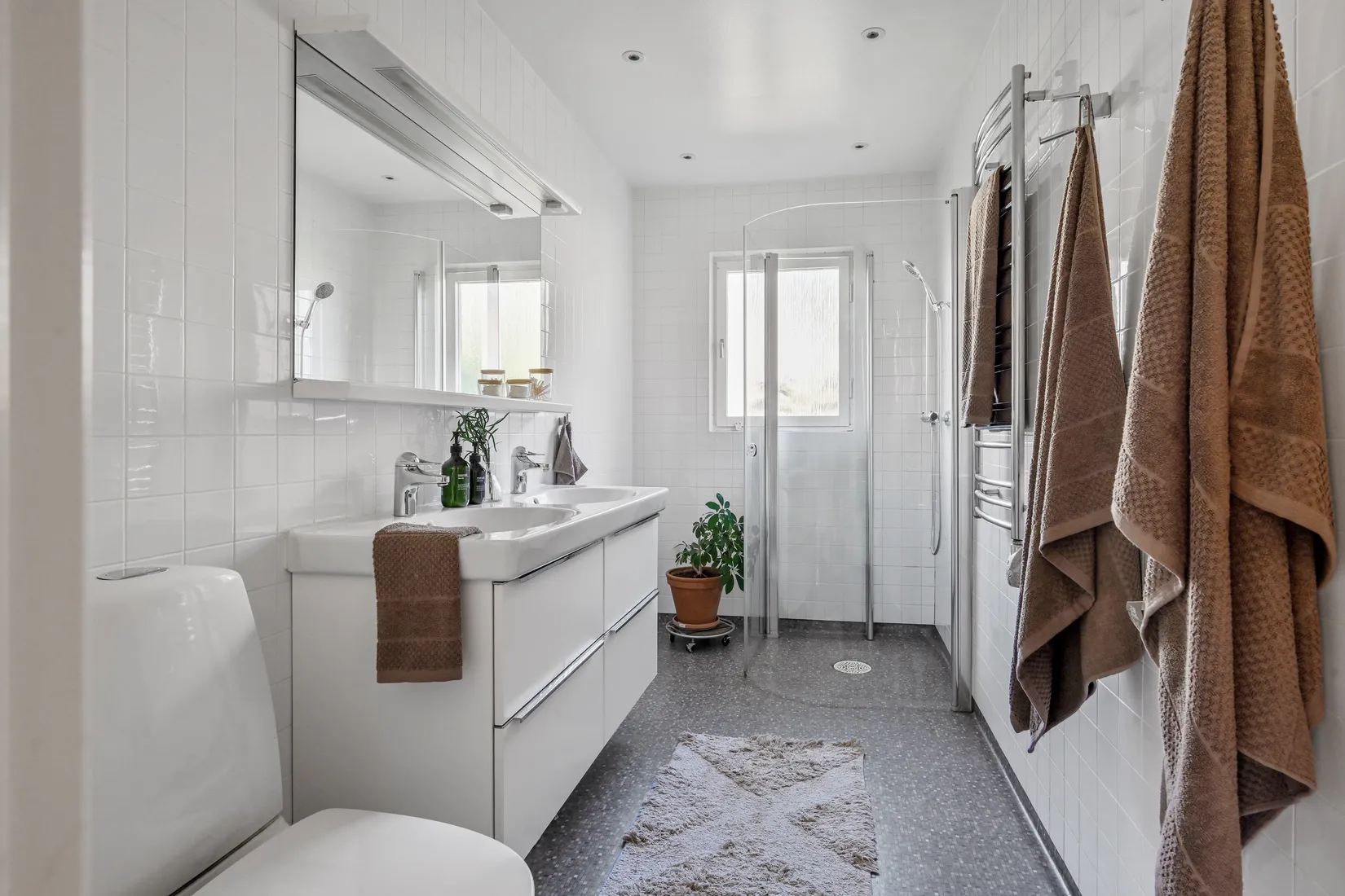 Villa, Linnés väg 10B, Häggvik, Sollentuna
