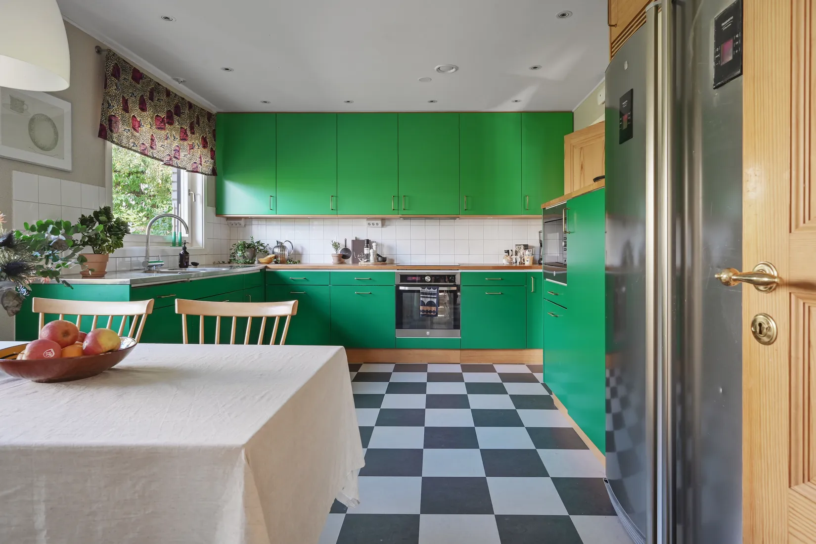 Villa, Linnés väg 10B, Häggvik, Sollentuna