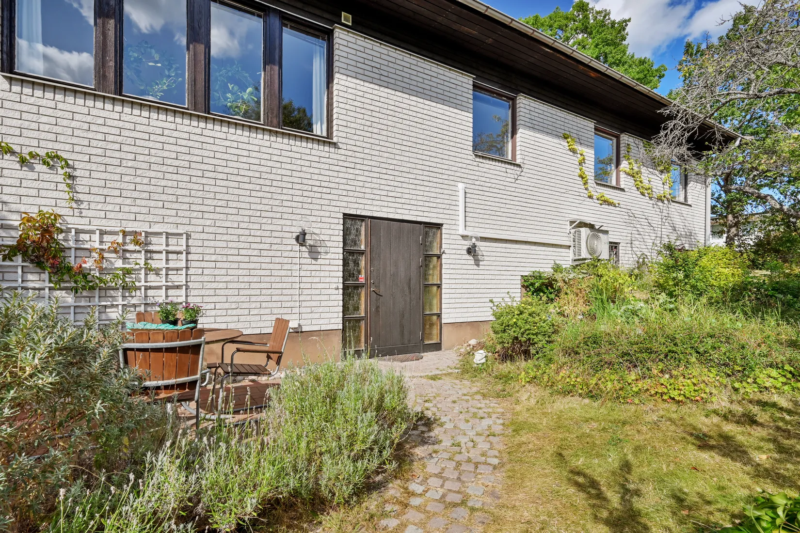 Villa, Linnés väg 10B, Häggvik, Sollentuna