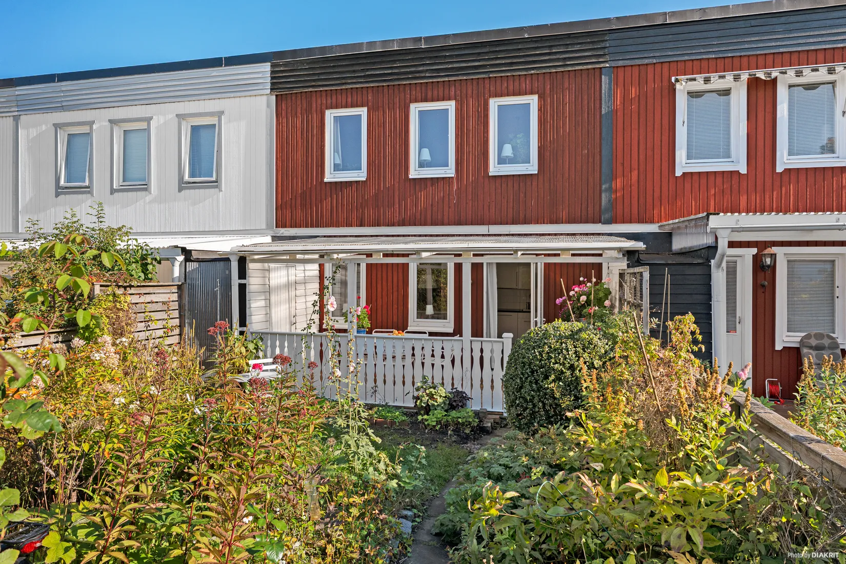 Radhus, Albert Målares väg 1E, Täby Kyrkby, Täby