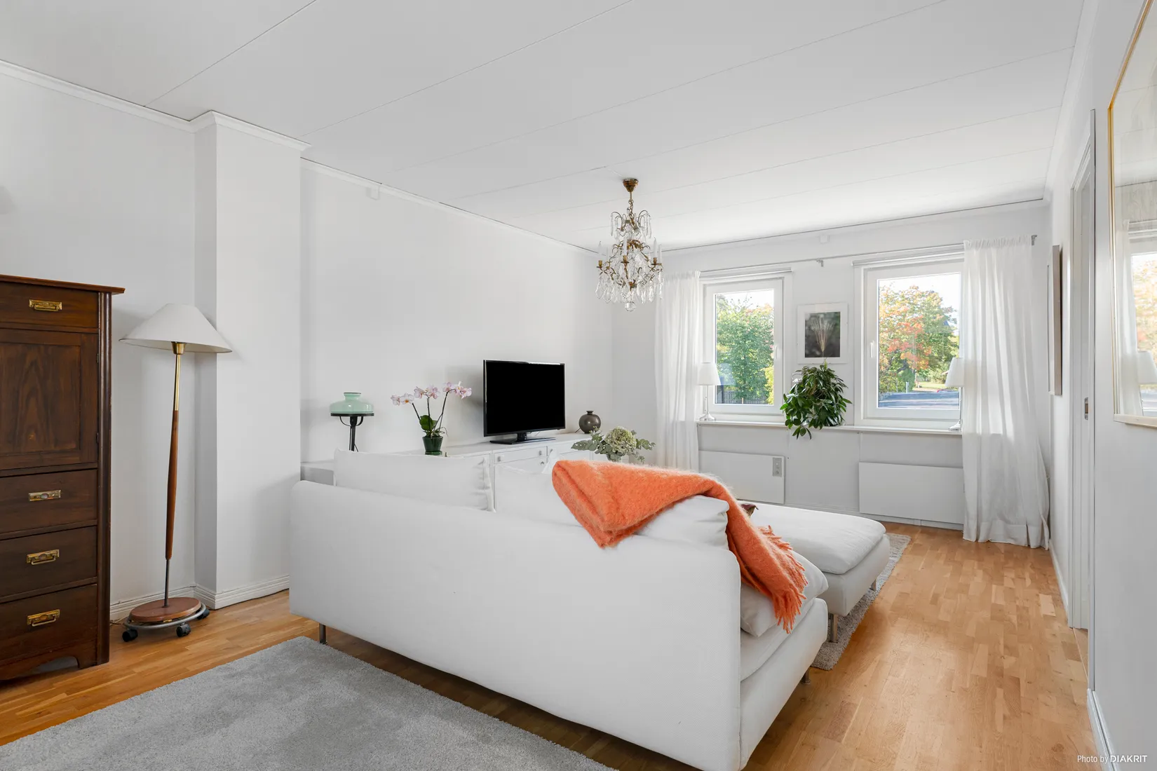 Radhus, Albert Målares väg 1E, Täby Kyrkby, Täby