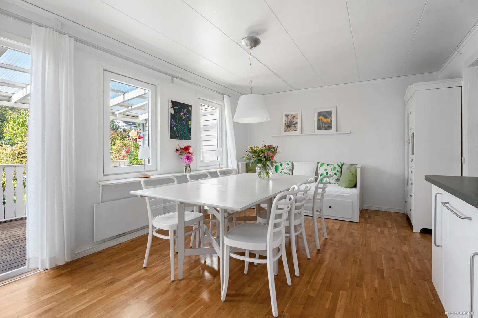 Radhus, Albert Målares väg 1E, Täby Kyrkby, Täby