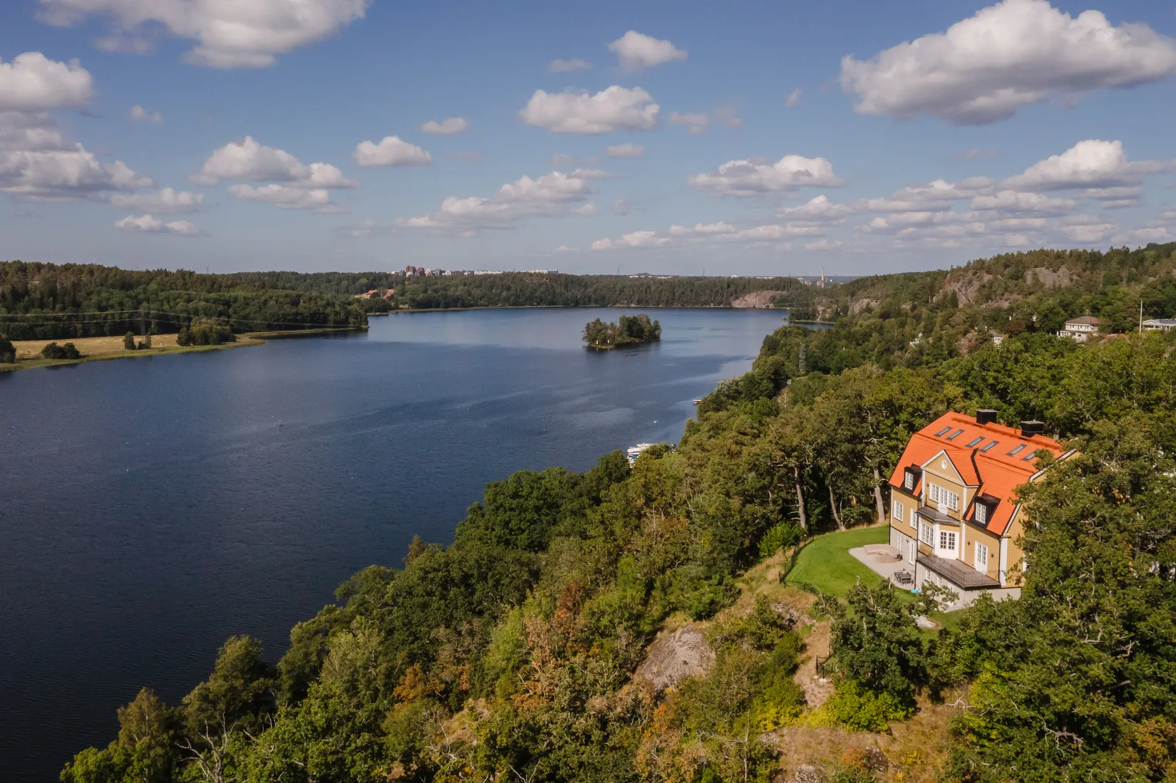 Bostadsrätt, Ulvsbergsvägen 11A, Tullinge - Ulfsbergsgården, Botkyrka