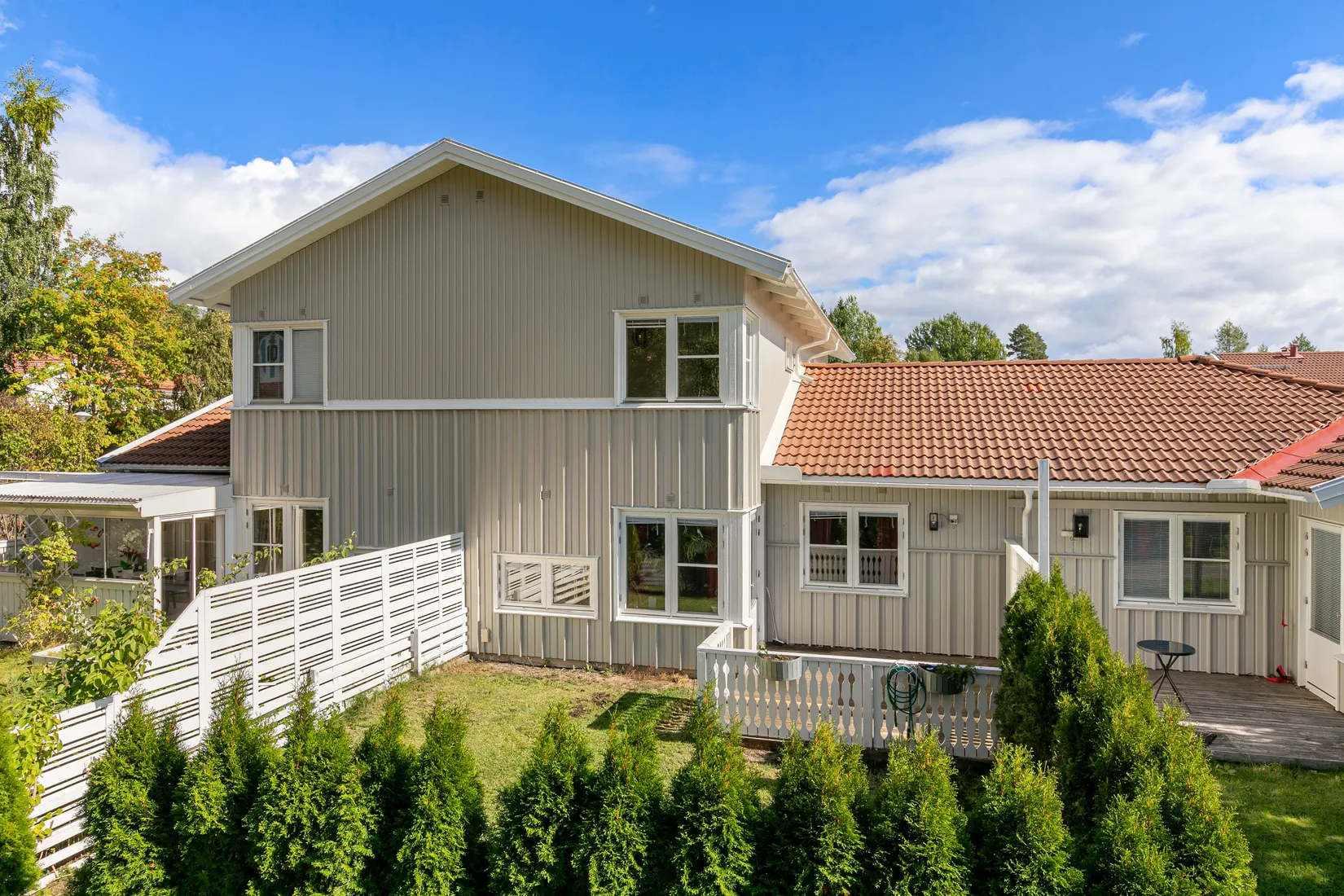 Radhus, Vinbärsvägen 189B, Sätra, Gävle