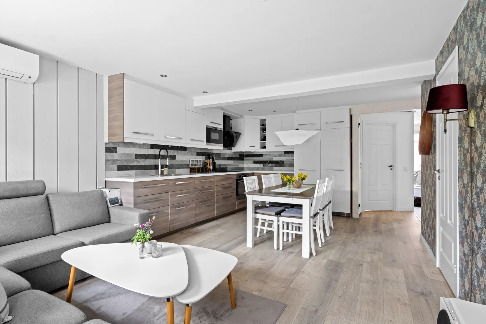 Radhus, Öringevägen 104, Öringe, Tyresö