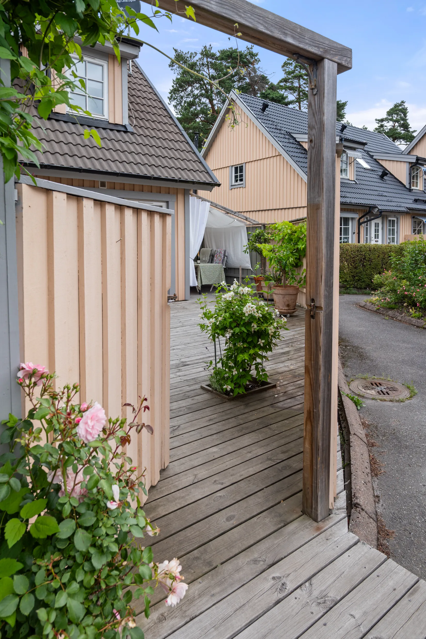Radhus, Öringevägen 104, Öringe, Tyresö