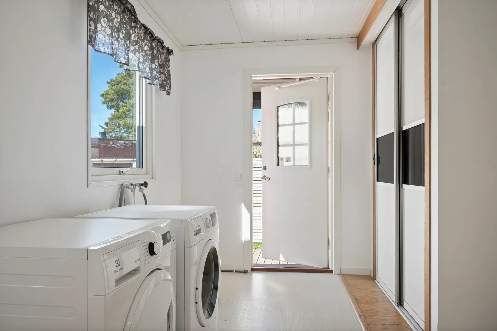 Radhus, Bivägen 15, Björkhaga, Österåker