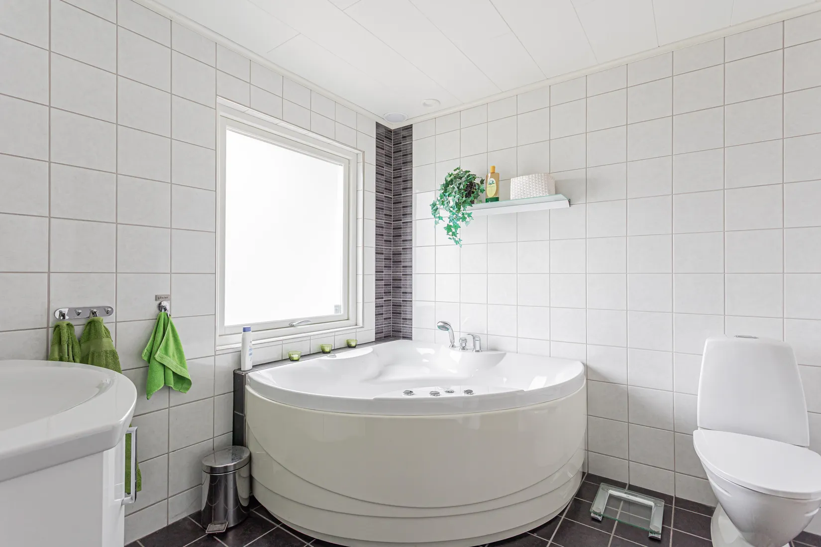 Villa, Isflaksvägen 9, Hökåsen, Västerås