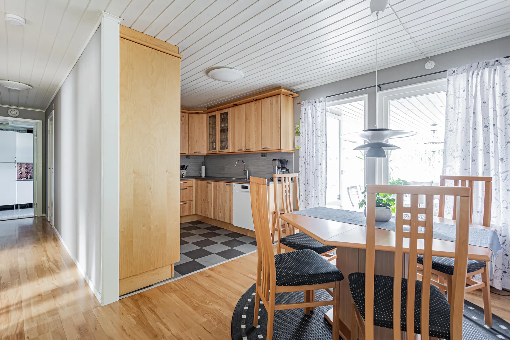 Villa, Isflaksvägen 9, Hökåsen, Västerås