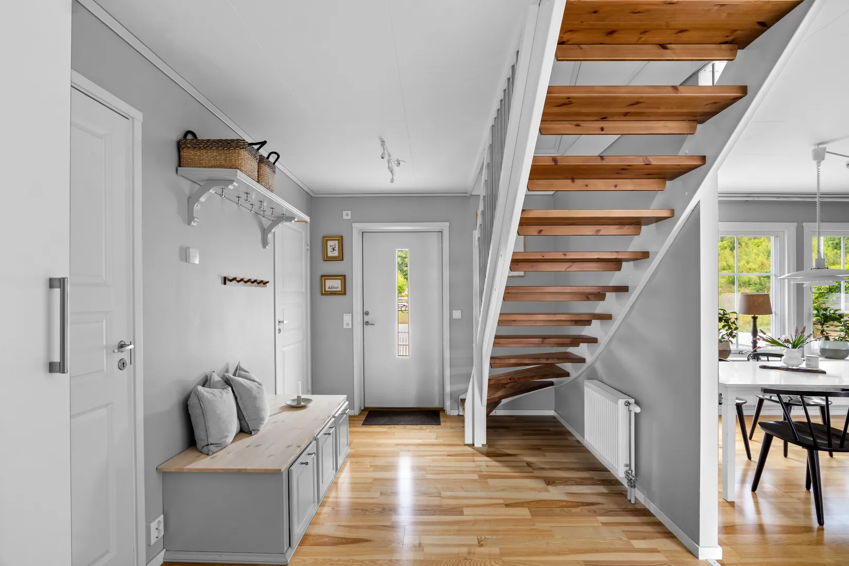 Radhus, Hillersjövägen 2R, Nynäshamn Stora vika, Nynäshamn