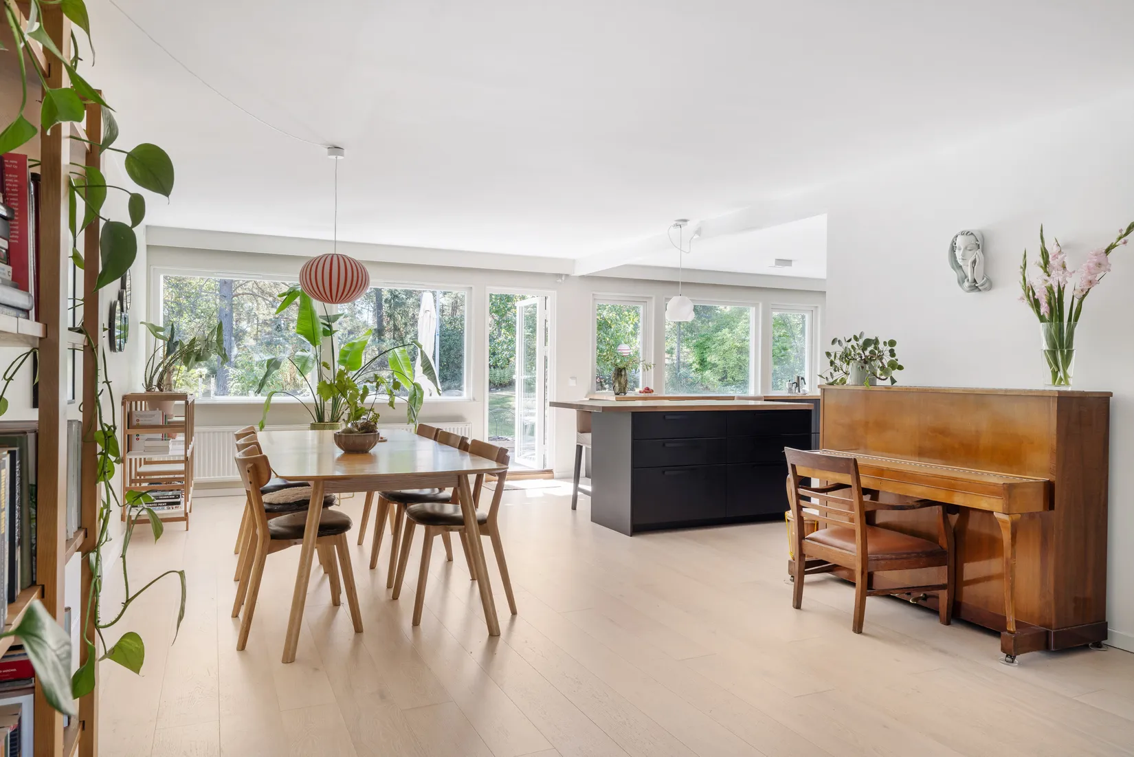 Villa, Murkelvägen 6, Hjortängen, Nacka