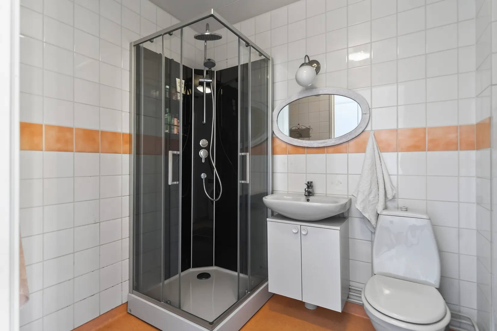 Bostadsrätt, Grandalsvägen 23, Skånsta, Österåker
