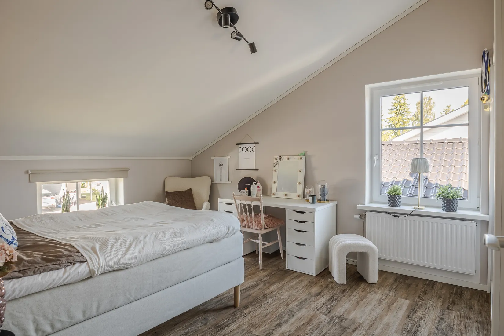 Radhus, Västra Rosenlundsvägen 38, Lövnäs, Hammarö