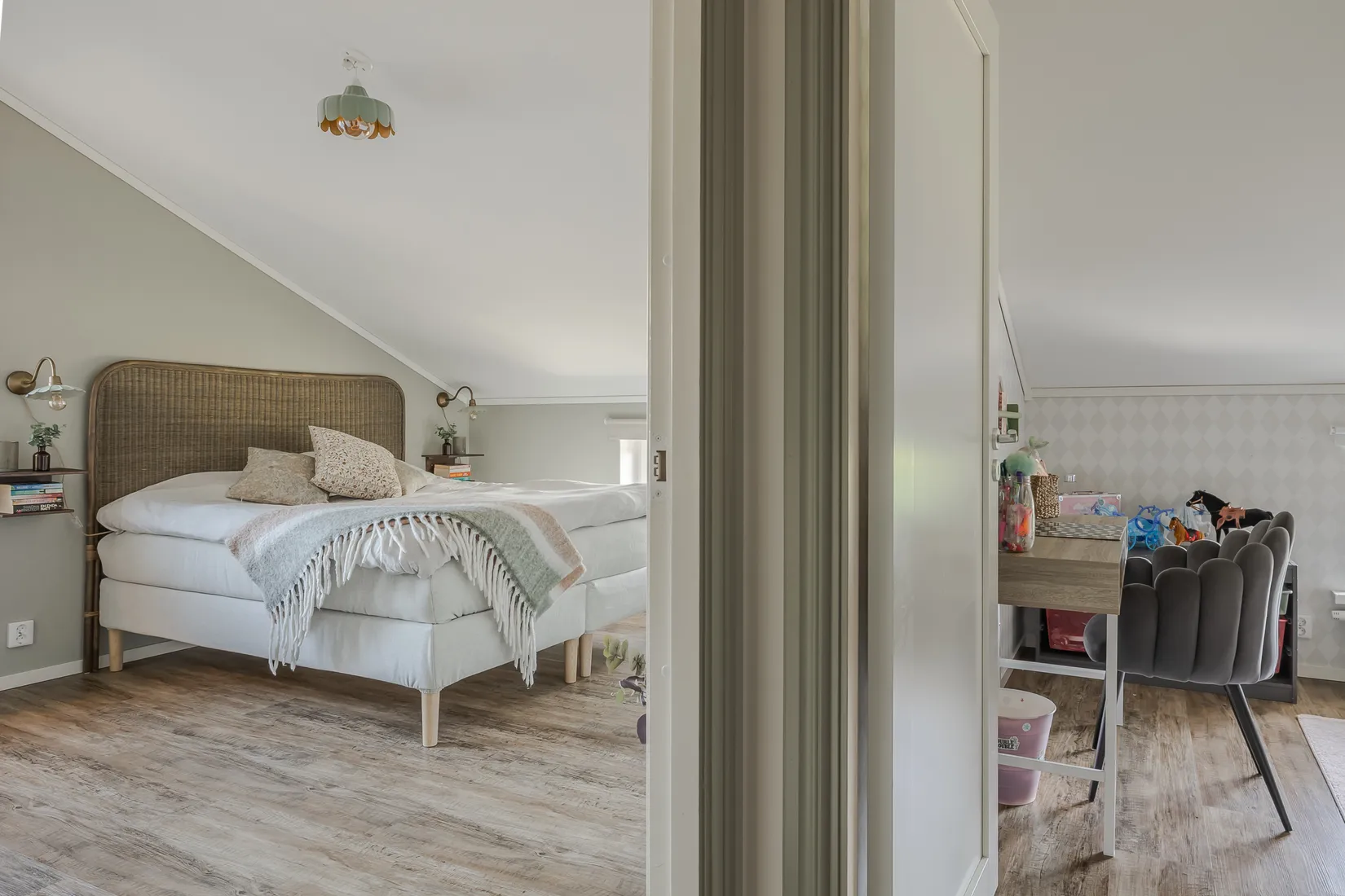 Radhus, Västra Rosenlundsvägen 38, Lövnäs, Hammarö