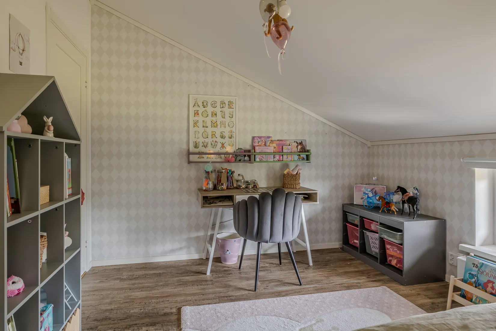 Radhus, Västra Rosenlundsvägen 38, Lövnäs, Hammarö