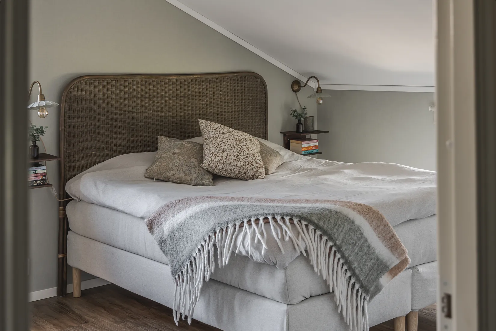 Radhus, Västra Rosenlundsvägen 38, Lövnäs, Hammarö