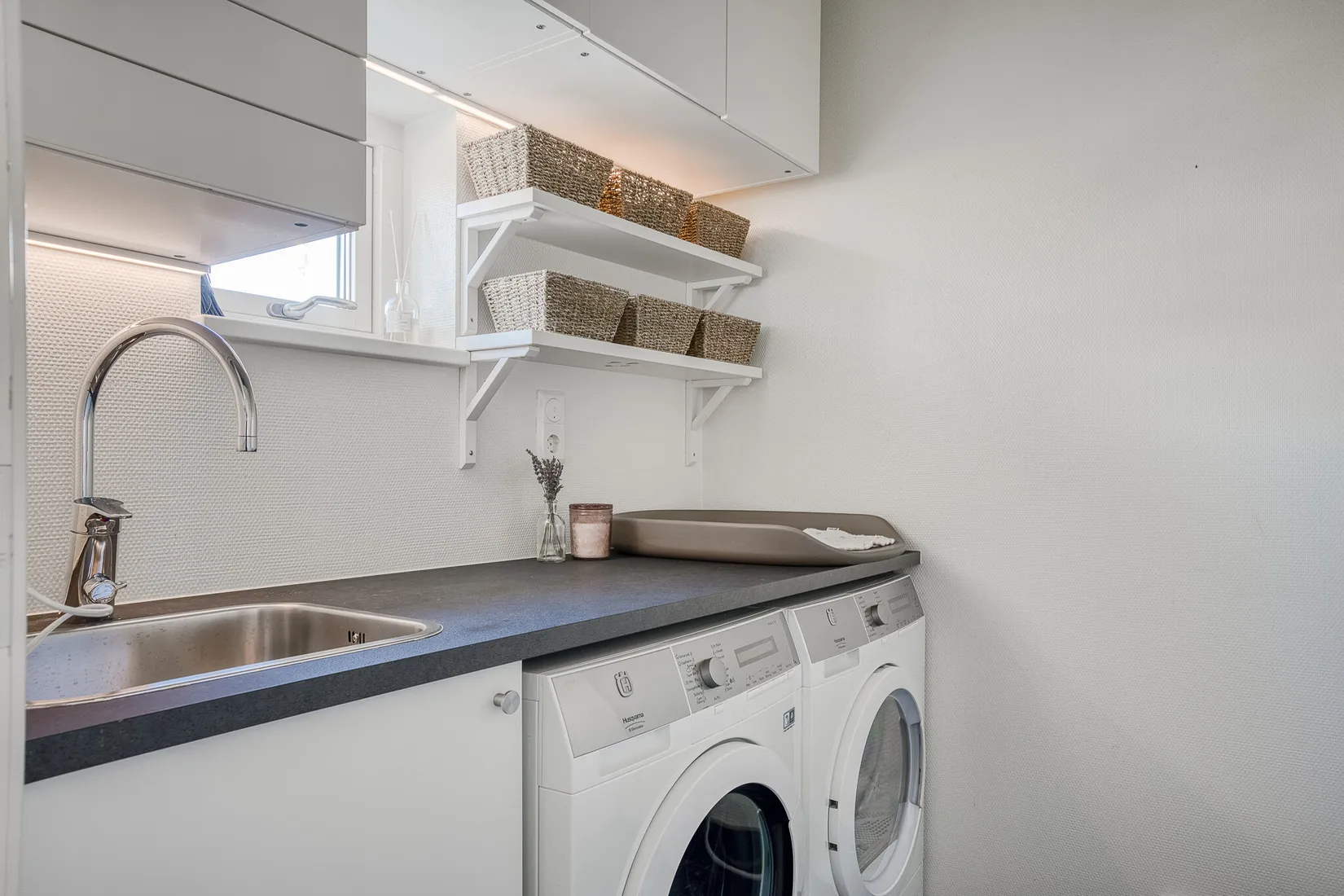 Radhus, Norra Atriumvägen 18, Kvisslingby, Österåker