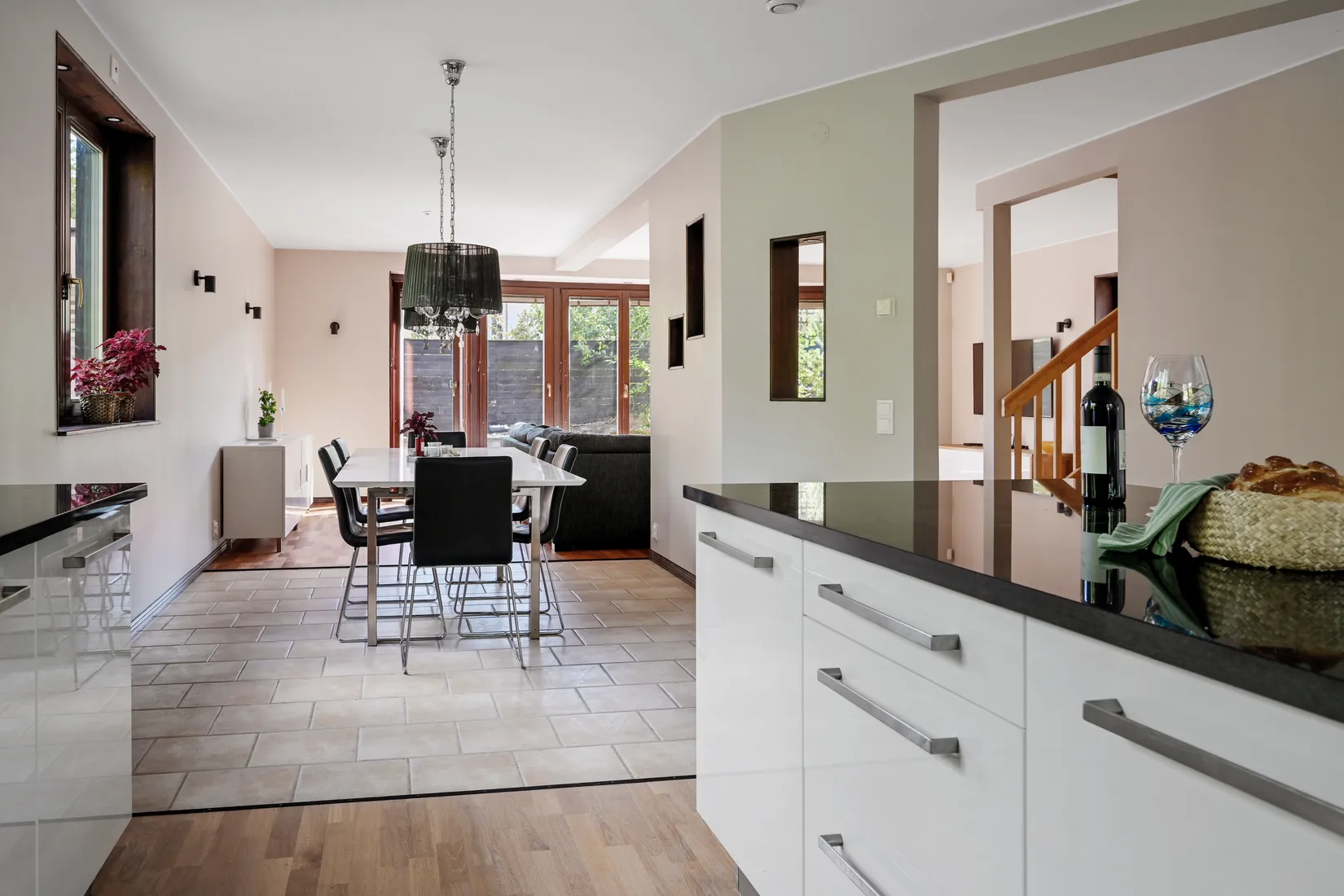 Villa, Orionvägen 95B, Skälby, Järfälla
