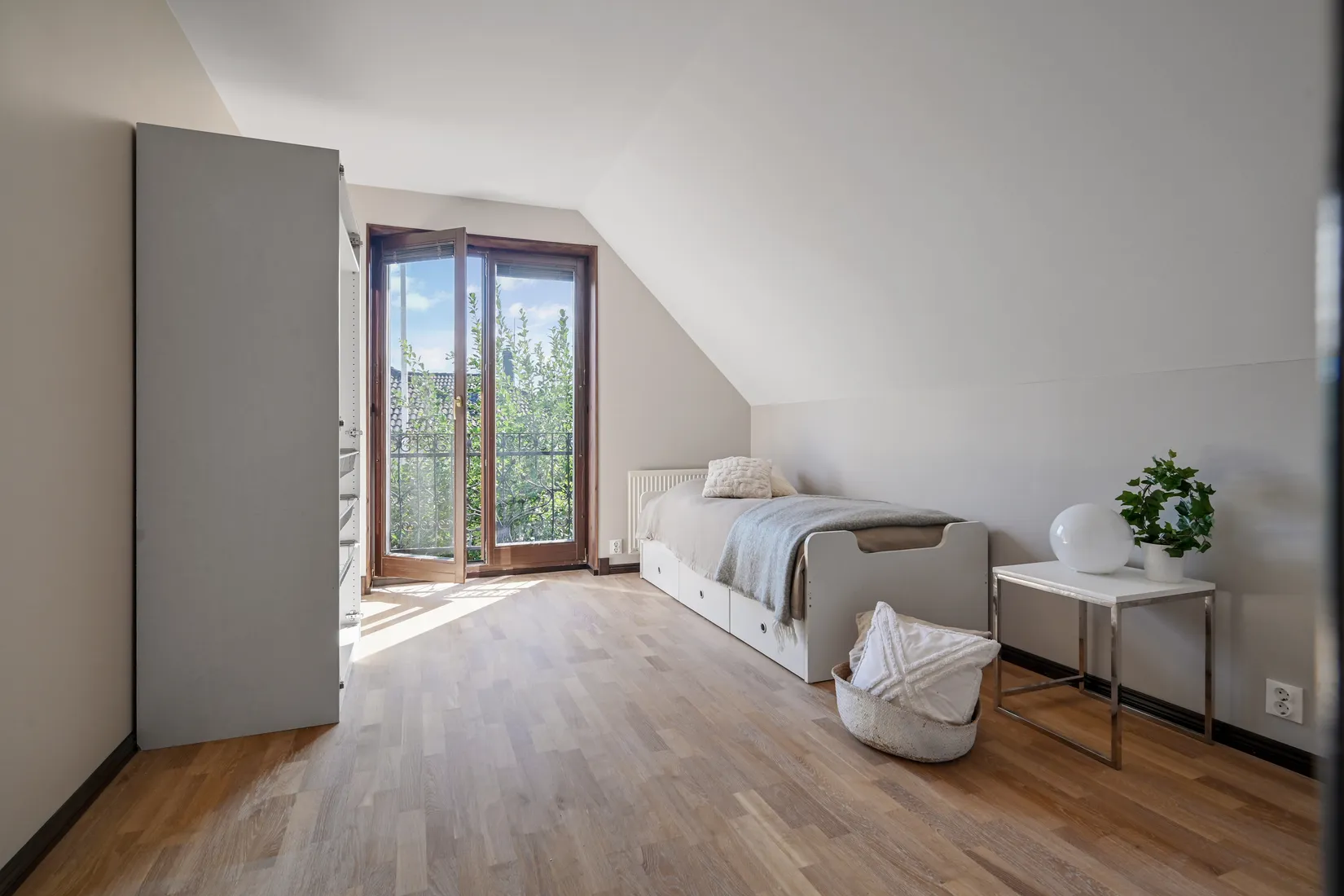Villa, Orionvägen 95B, Skälby, Järfälla