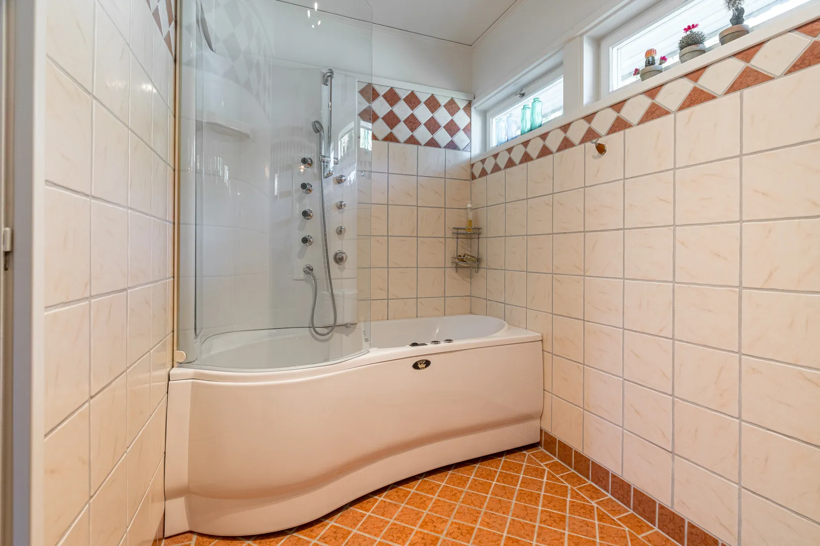 Villa, Basunvägen 1, Boxhult, Uddevalla