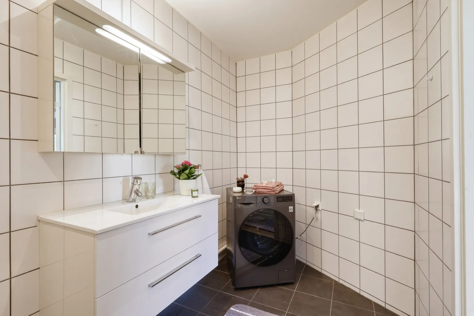 Bostadsrätt, Varmfrontsgatan 10, Göteborg  Länsmansgården, Göteborg