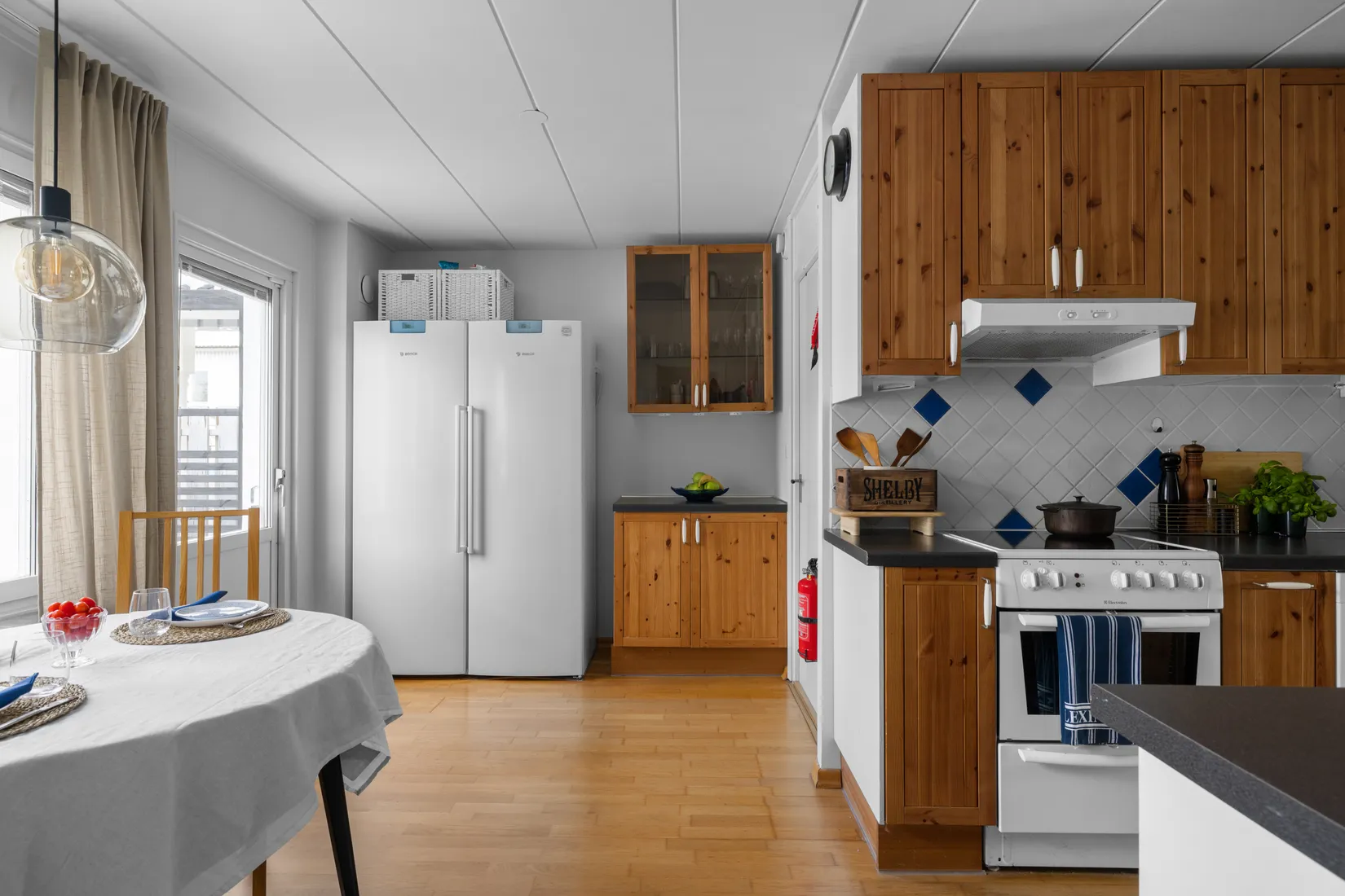 Radhus, Högholmsgränd 35, Skärholmen, Stockholm