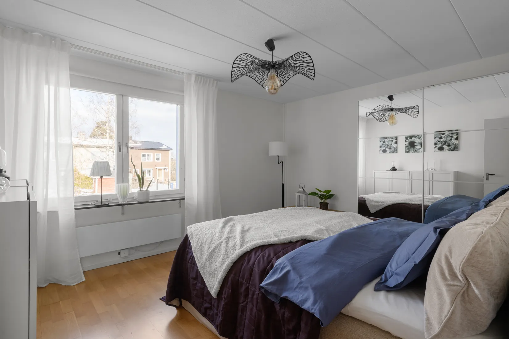 Radhus, Högholmsgränd 35, Skärholmen, Stockholm