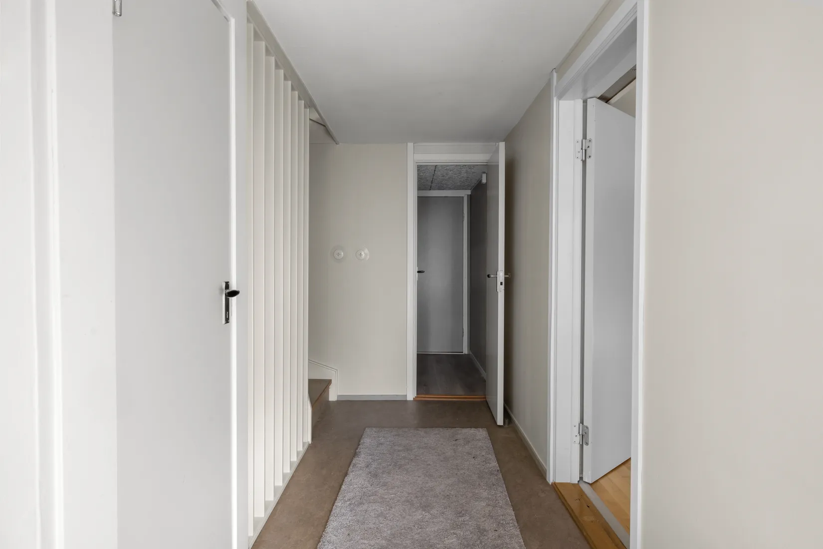 Radhus, Högholmsgränd 35, Skärholmen, Stockholm