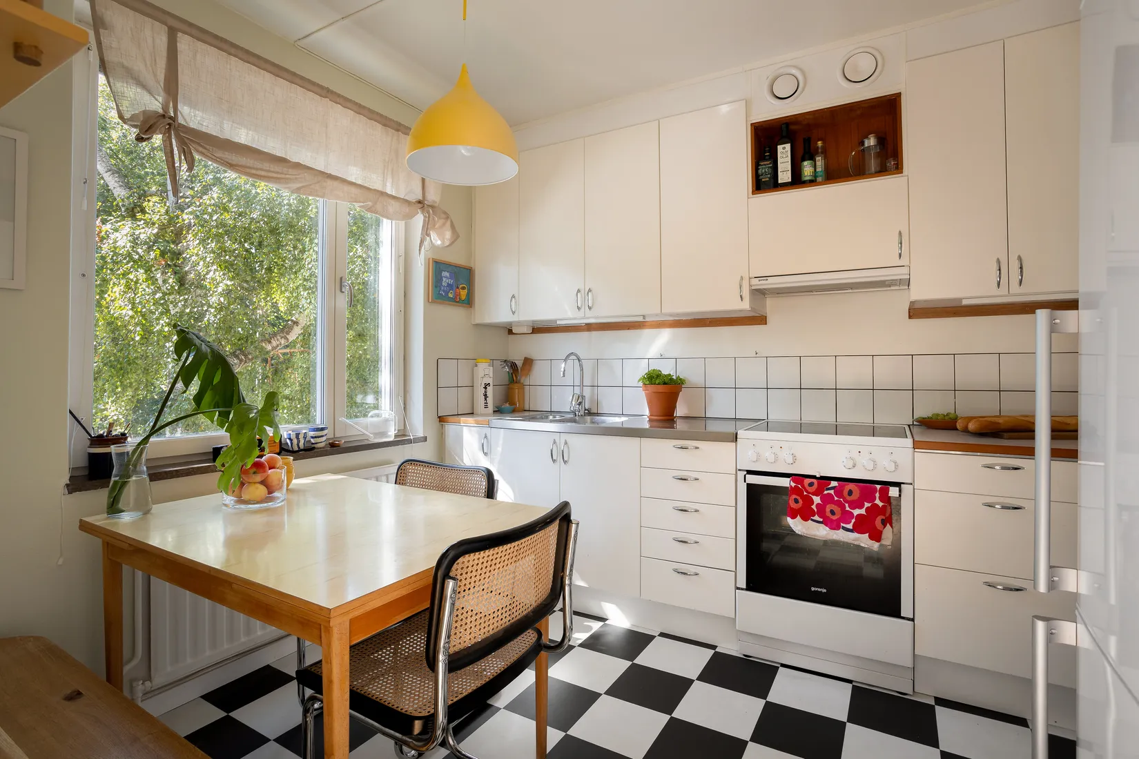 Bostadsrätt, Emågatan 39, 2tr, Bagarmossen, Stockholm