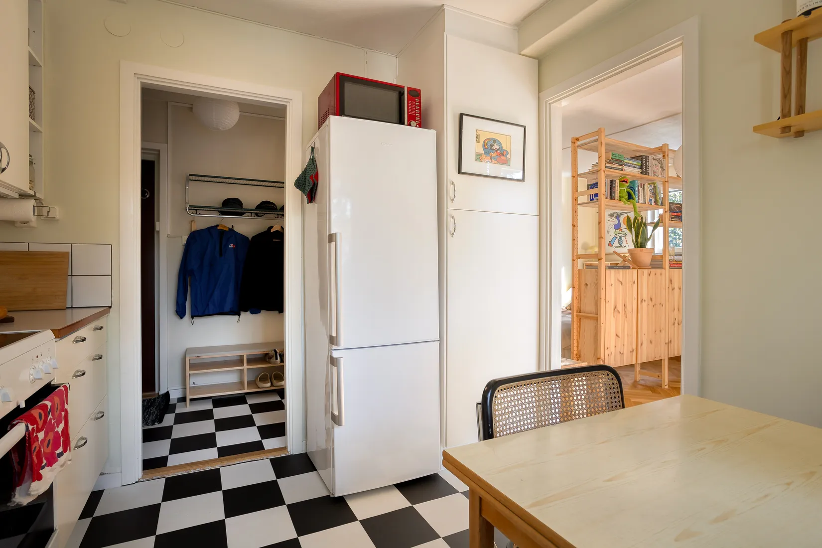 Bostadsrätt, Emågatan 39, 2tr, Bagarmossen, Stockholm