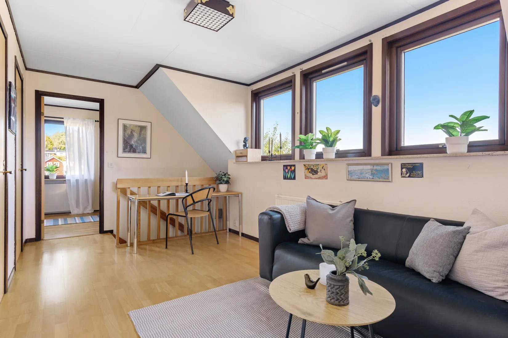 Villa, Solrosvägen 6, Kallhälls Villastad, Järfälla