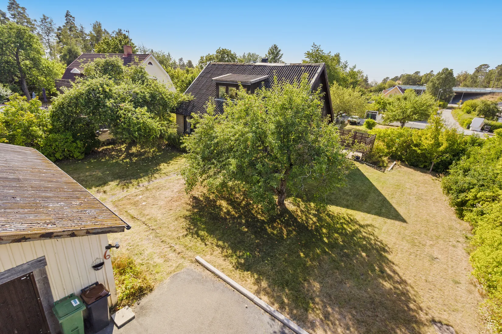 Villa, Solrosvägen 6, Kallhälls Villastad, Järfälla