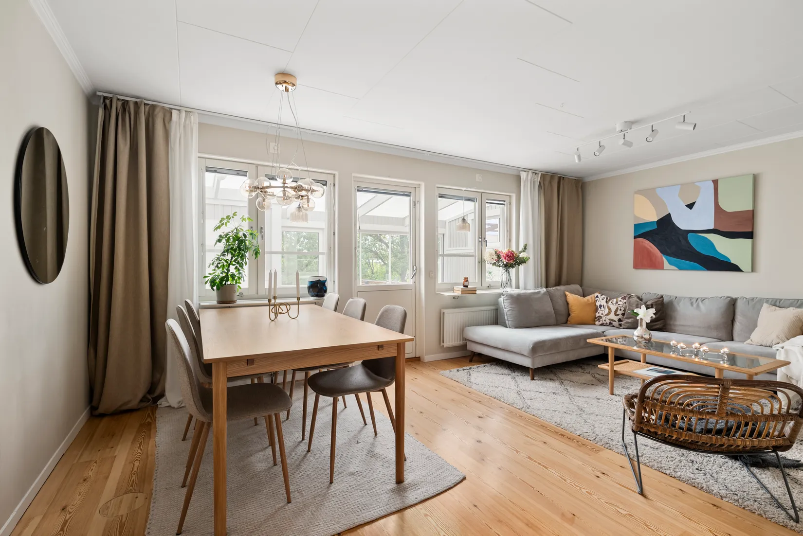 Radhus, Gränsvägen 406, Nälsta, Stockholm