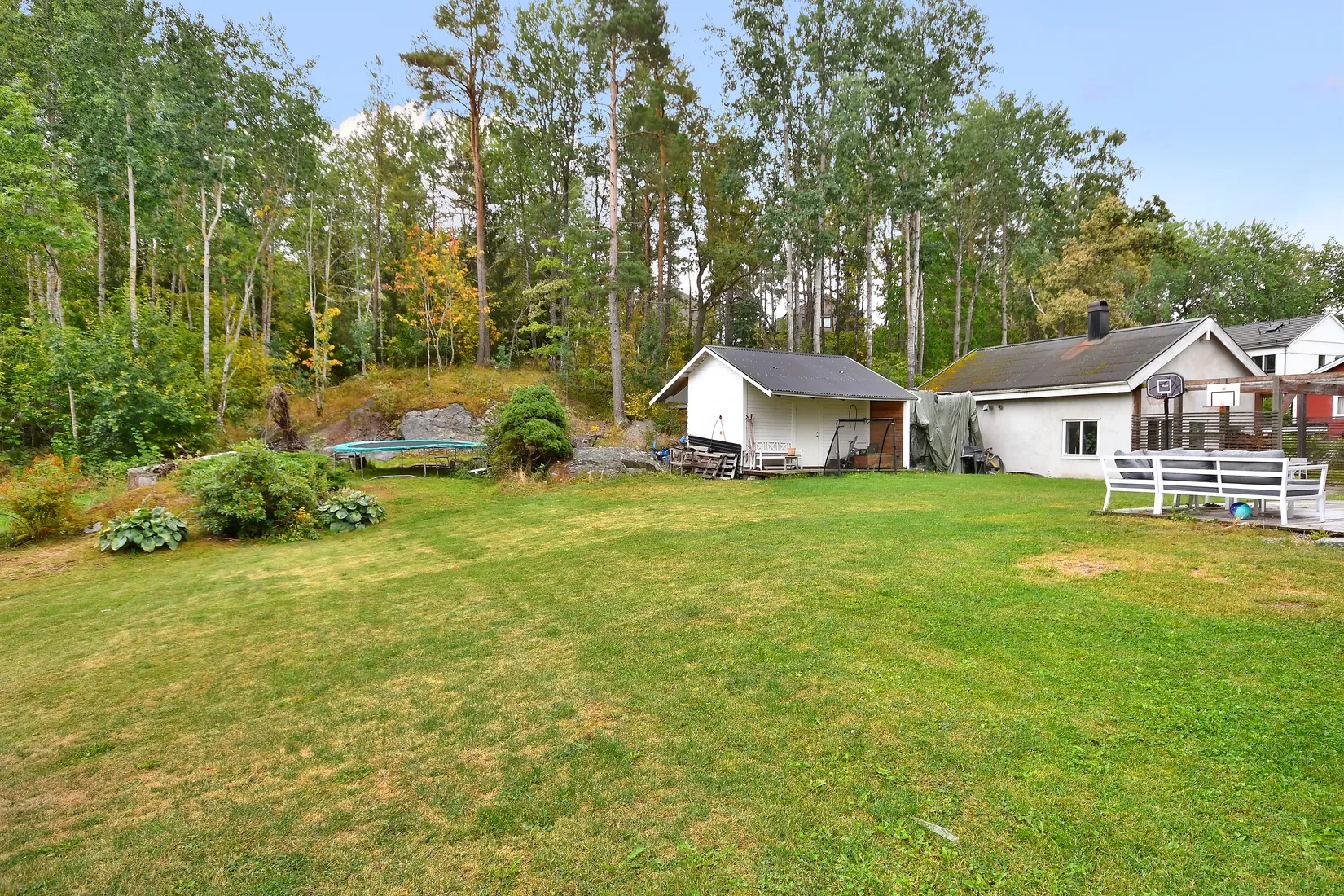 Villa, Högmoravägen 48 A & B, Huddinge kommun, Huddinge