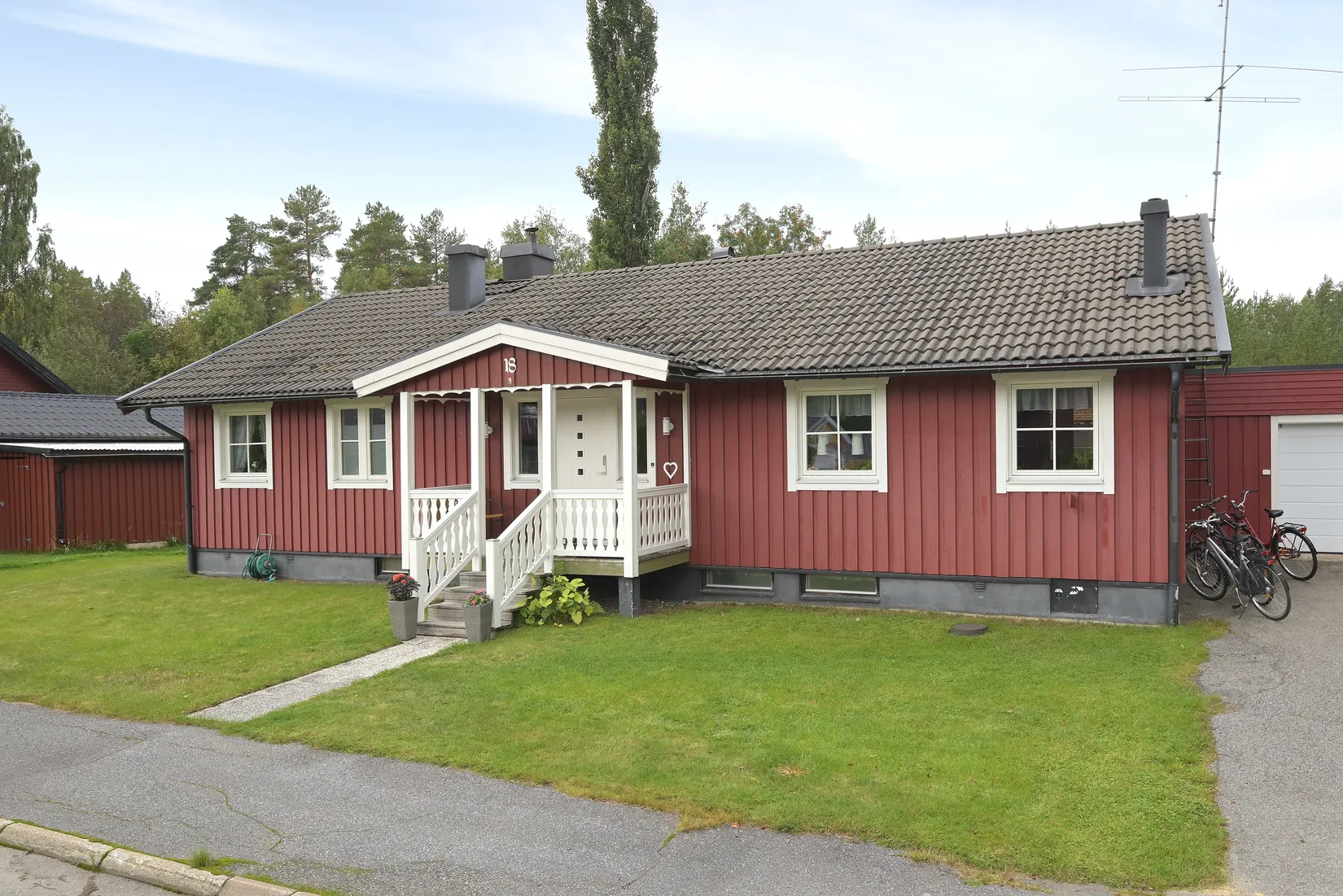 Villa, Klövervägen 18, Sävar, Umeå