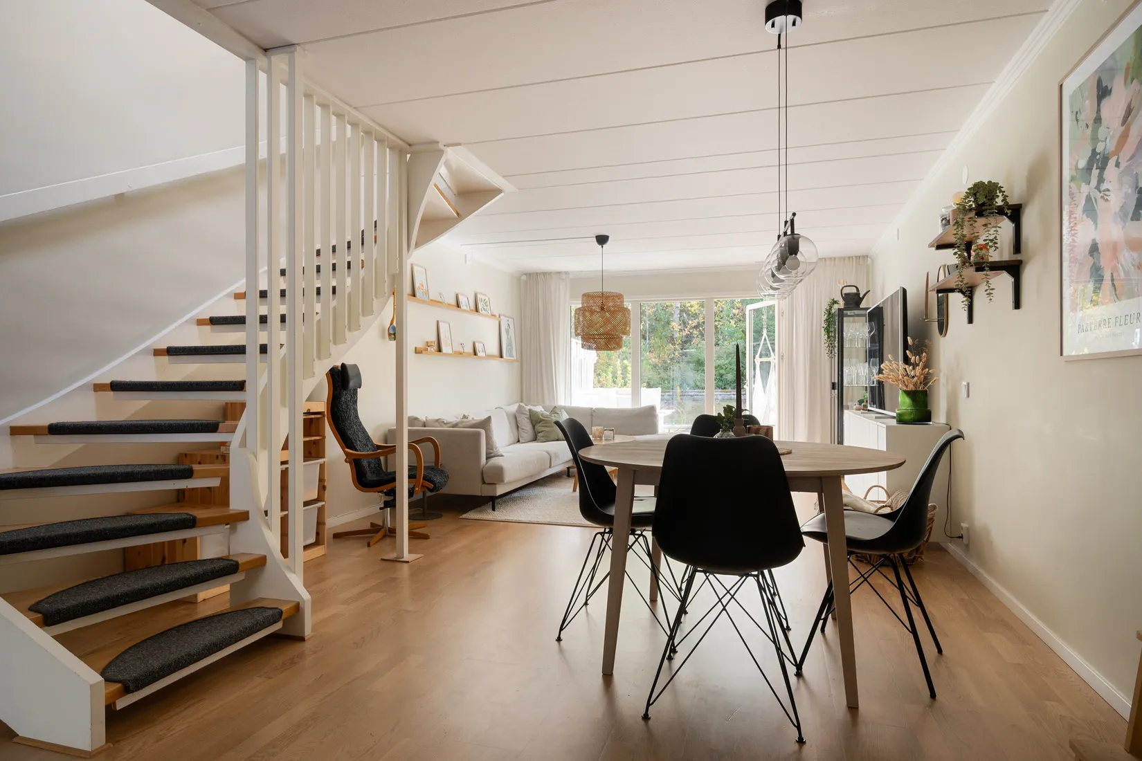 Radhus, Byggmästarvägen 39, Utsälje, Huddinge