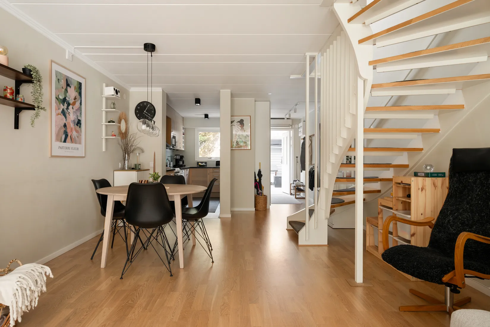 Radhus, Byggmästarvägen 39, Utsälje, Huddinge